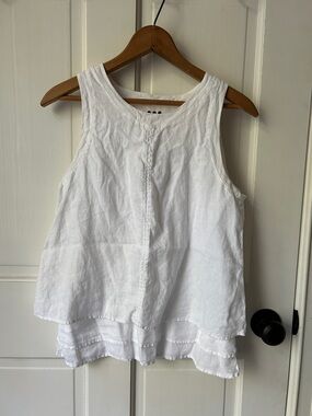 Three Dots White Linen-Blend Layered Hem Tank